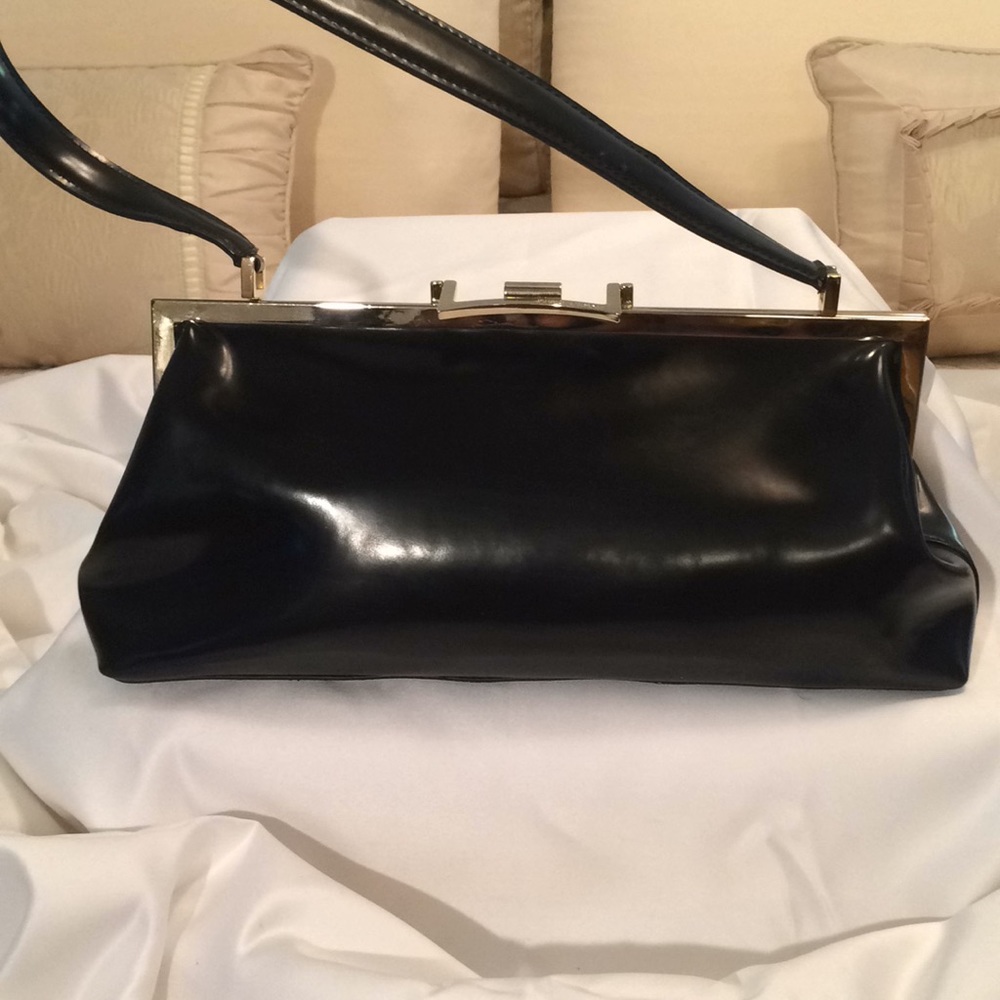 Jones New York Black/Gold Trim Shoulder Bag